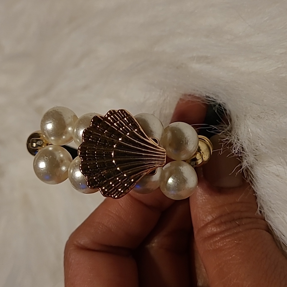 Handmade Ponytails - Picture 3 of 3